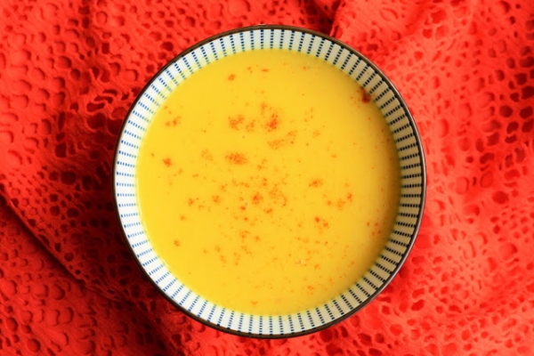 Zupa dyniowa z masłem orzechowym