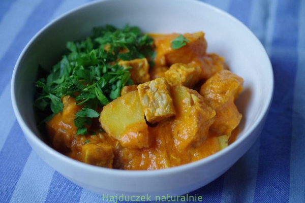 Tempeh curry