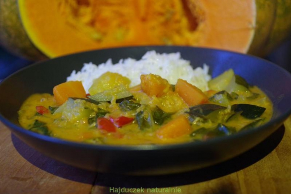 Słoneczne curry z patisonem i dynią