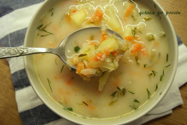 Zupa ogórkowa z ziemniakami i ryżem