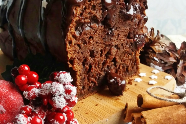 Ciasto piernikowe z żuwariną w czekoladzie
