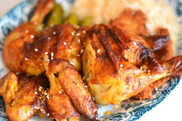 Maślany, ziołowo-czosnkowy pieczony kurczak