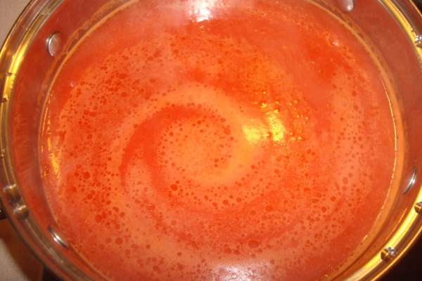 Mleczna zupa pomidorowa