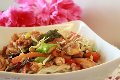 Chiński obiad, czyli stir-fry ze szparagami
