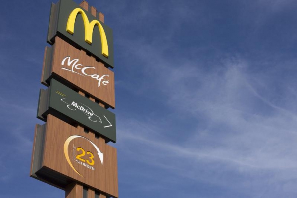 Czy McDonald’s jest otwarty w trakcie epidemii koronawirusa? Można zamawiać, ale z ograniczeniami