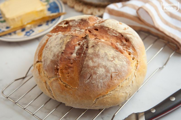 Chleb z garnka. Najprostszy sposób na zrobienie własnego pieczywa w domu. PRZEPIS
