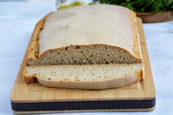 Pierwszy żytni chleb na zakwasie, czyli przepis na żytni chleb dla początkujących
