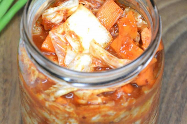 Przepis na kimchi, czyli jak zrobić kiszoną kapustę po koreańsku