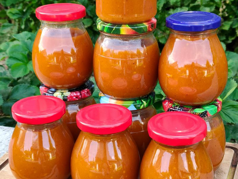 Domowy ketchup na zimę, nie jest za kwaśny, ani za słodki, proporcje są idealne