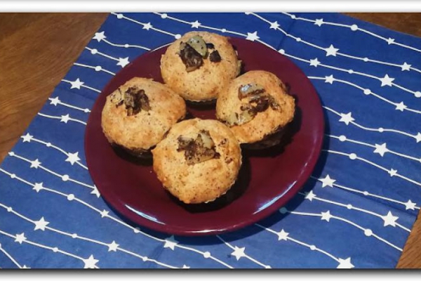 Muffinowe cebulaki z makiem