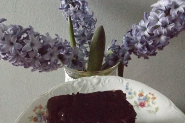 Ciasto czekoladowe z kremem kokosowym bez mąki