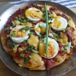 Pizza z jajkami