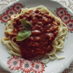 Spaghetti z sosem...