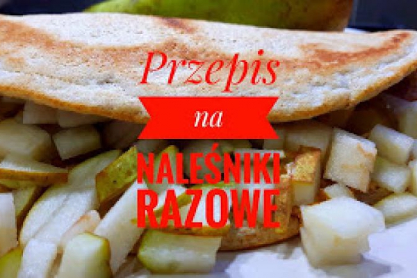 Naleśniki z masłem orzechowym i gruszką