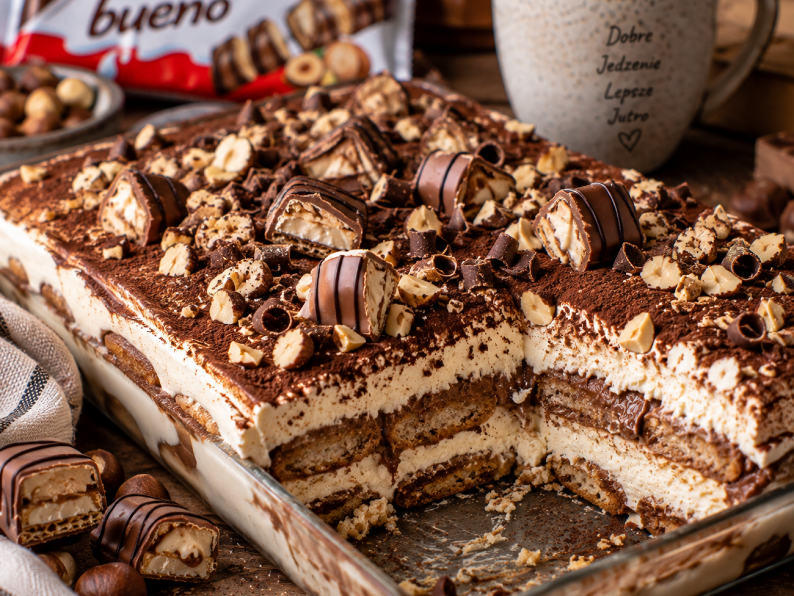 Fit Tiramisu Kinder Bueno na Blaszce – Wysokobiałkowy Deser