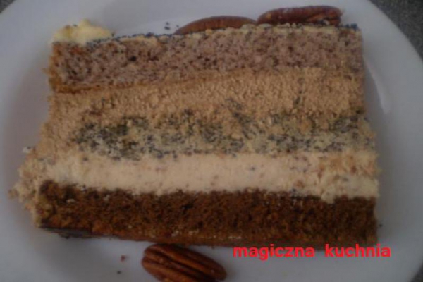 Tort orzechowo-makowo-kawowy