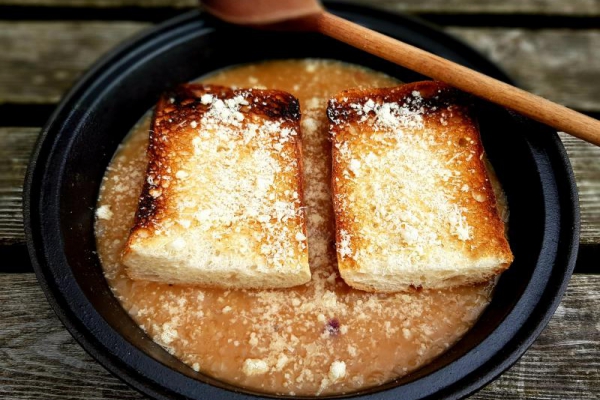 Licurdia onion soup 