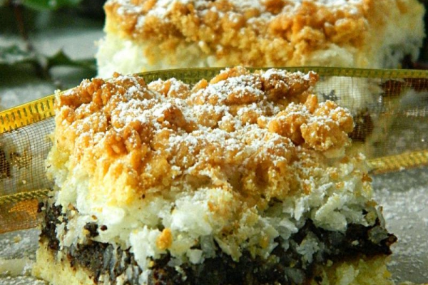 Kokomakowiec - kruche ciasto z makiem i kokosem