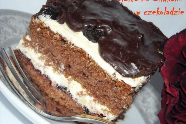 Ciasto ze śliwkami w czekoladzie