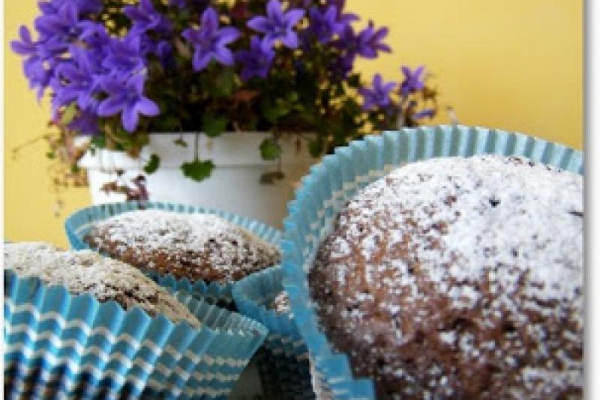 Nadziane muffinki czekoladą