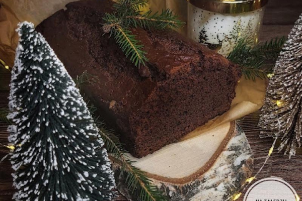 Szybki piernik wilgotny na ostatnią chwilę