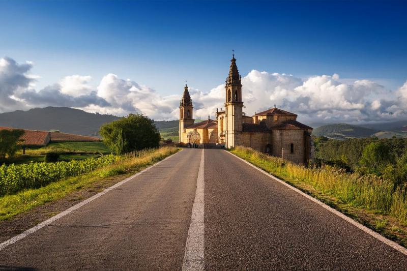 Camino de Santiago duchowe i kulturowe znaczenie pielgrzymki