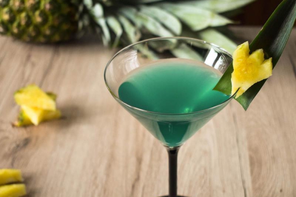 :: Rondel.pl :: Zielony Ananas - przepis na drink z malibu w zielonej ...