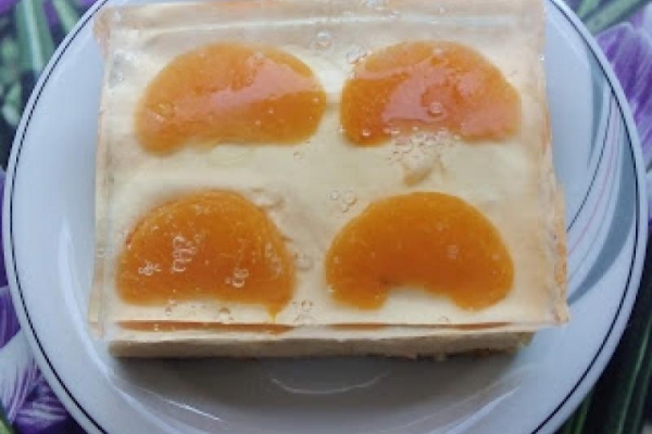 Sernik gotowany z mandarynkami i galaretką