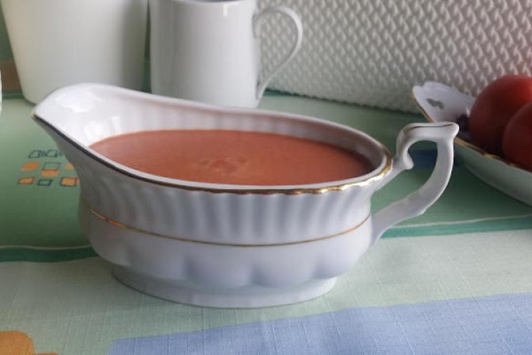 Ekspresowy sos pomidorowy do gołąbków