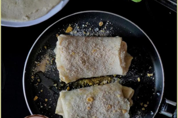 Bezglutenowe krokiety ze szpinakiem i serem ricotta. Gluten-free croquettes with spinach and ricotta cheese.