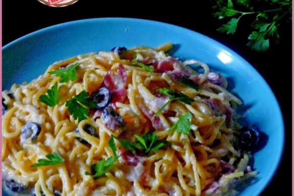 Bezglutenowe spaghetti carbonara. Gluten-free Carbonara Spaghetti.