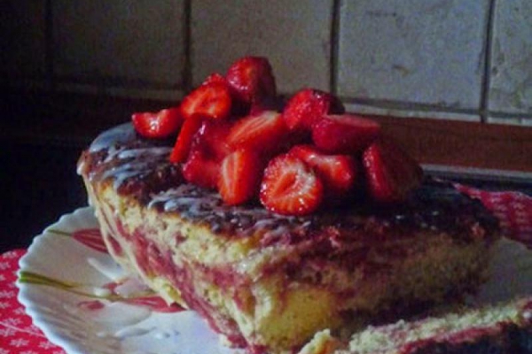 Placek drożdżowy z truskawkami. The yeast cake with strawberries. GLUTEN_FREE.