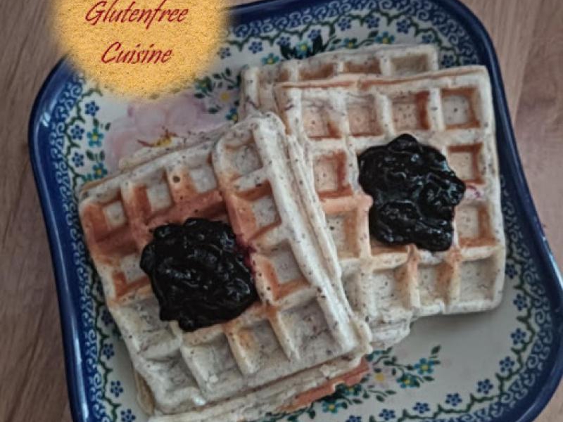 Gofry orzechowe. Hazelnut waffles.