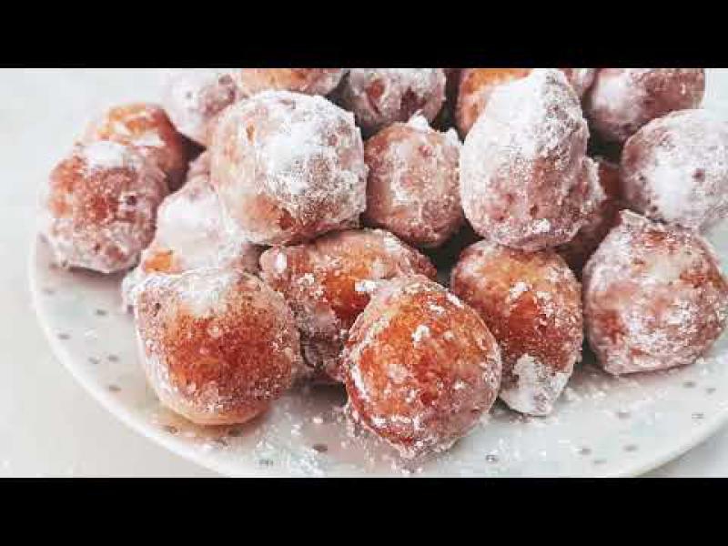 Mini pączki budyniowe