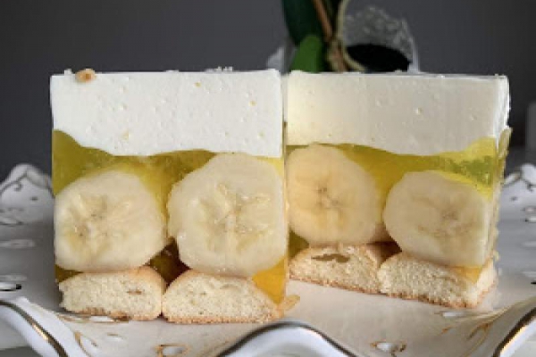 Bananowy obłoczek - ciasto bez pieczenia