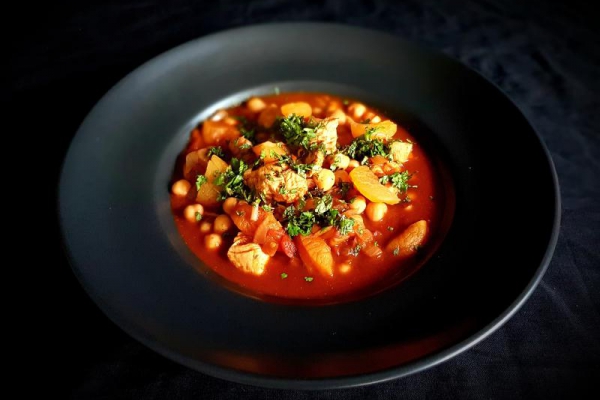 Moroccan chicken and chickpea soup 