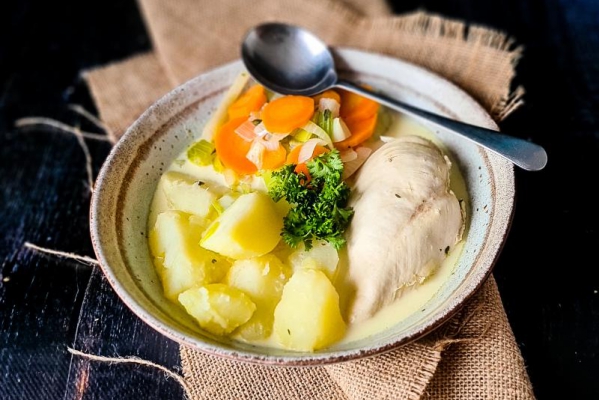 Warzywna Zupa z kurczakiem domowy belgijski przepis