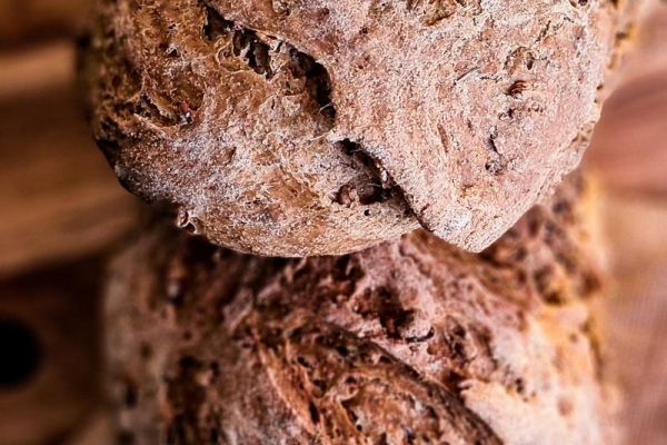 Grecki Wiejski Chleb czyli Horiatiko Psomi – χωριάτικο ψωμί