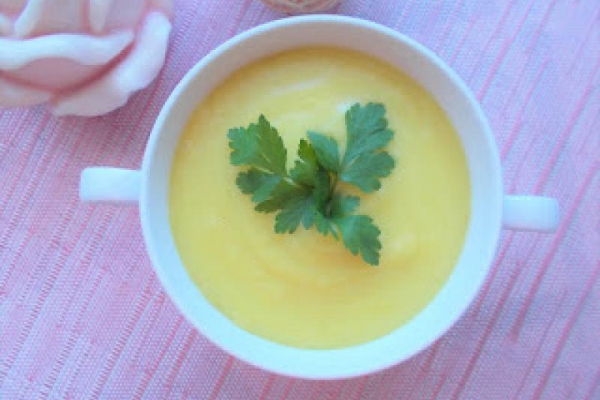 Zupa krem z białej marchewki i ziemniaków