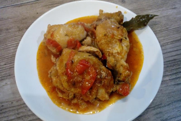 Kurczak w sosie paprykowym