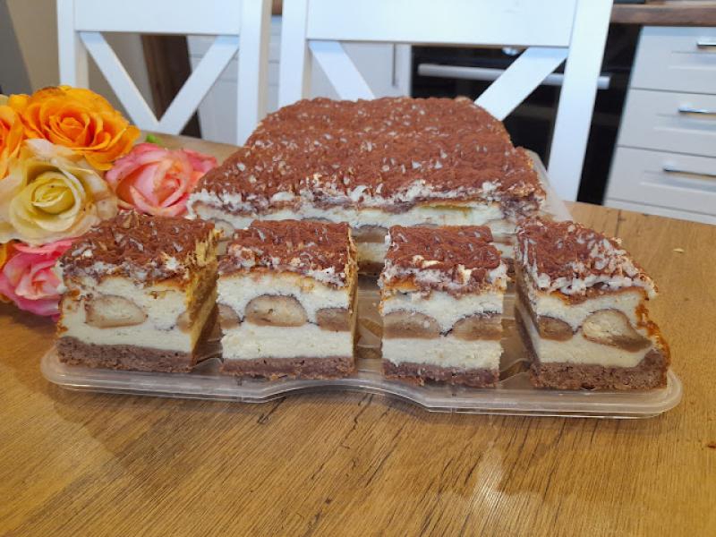 Sernik tiramisu