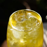 Matcha spritz bez...