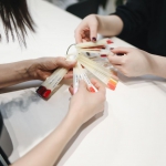Jak zacząć manicure...