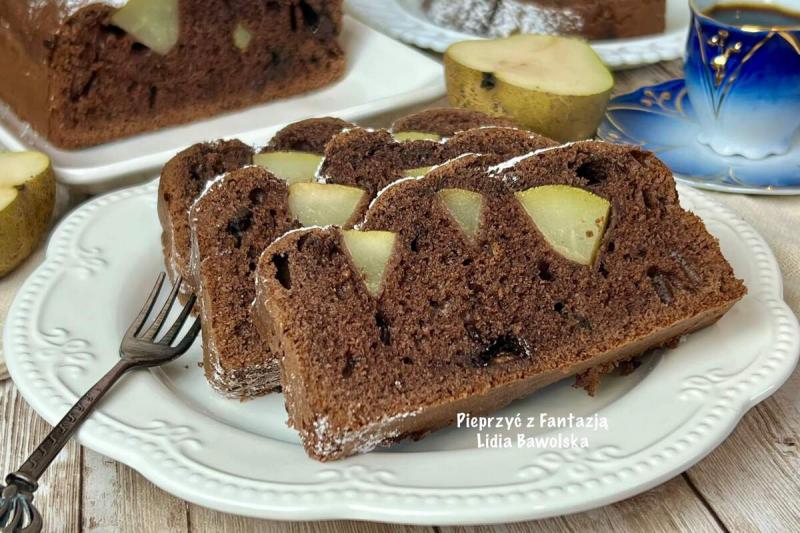 Czekoladowe ciasto z gruszkami – wilgotne i aromatyczne