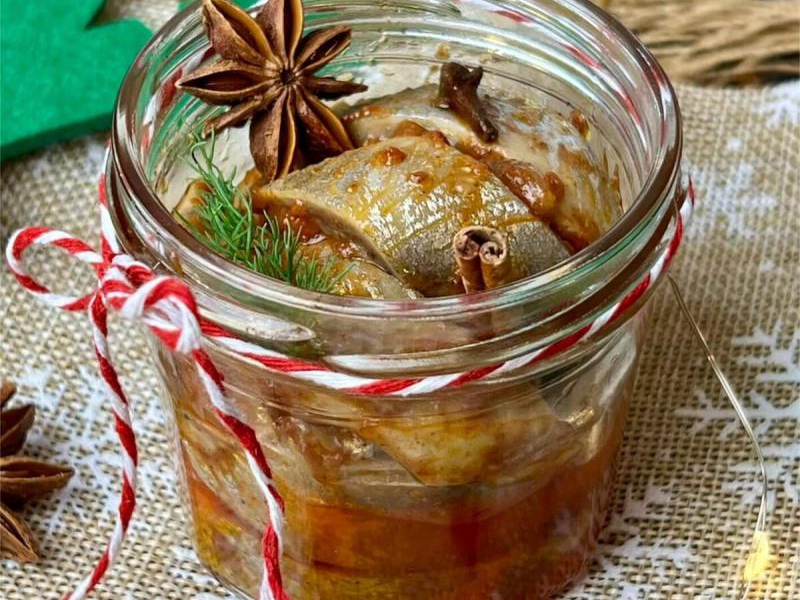 Śledzie korzenne (piernikowe)