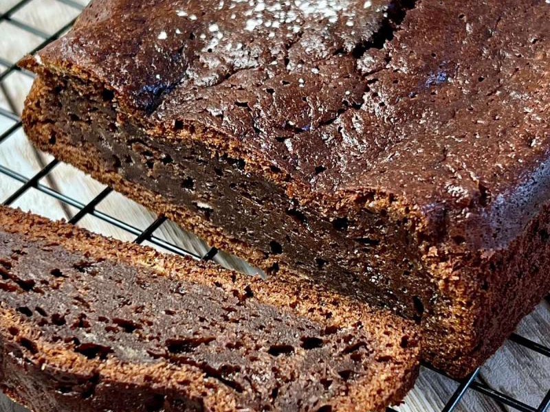 Bananowe brownie – wilgotne, czekoladowe, bez miksera