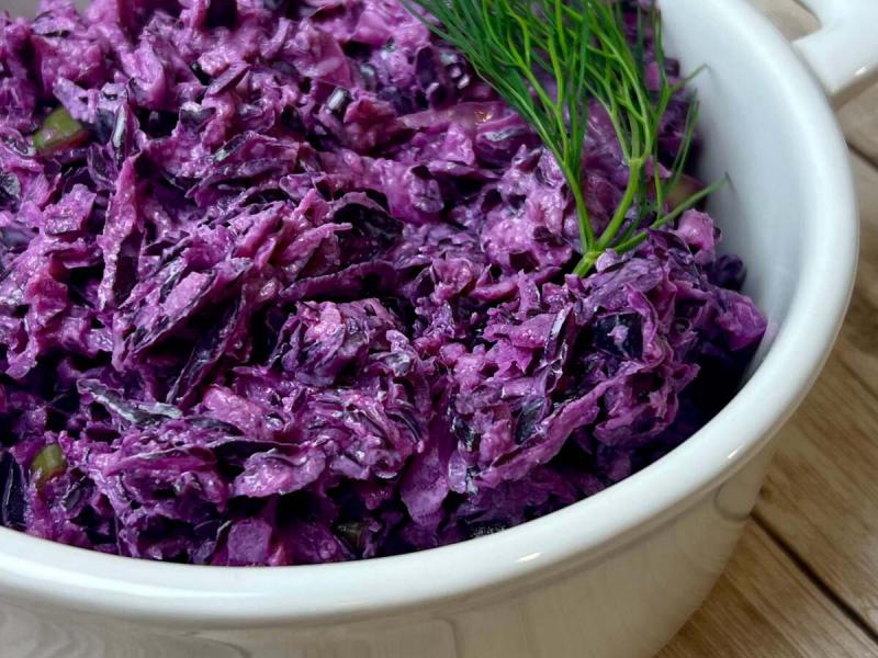 Surówka z czerwonej kapusty