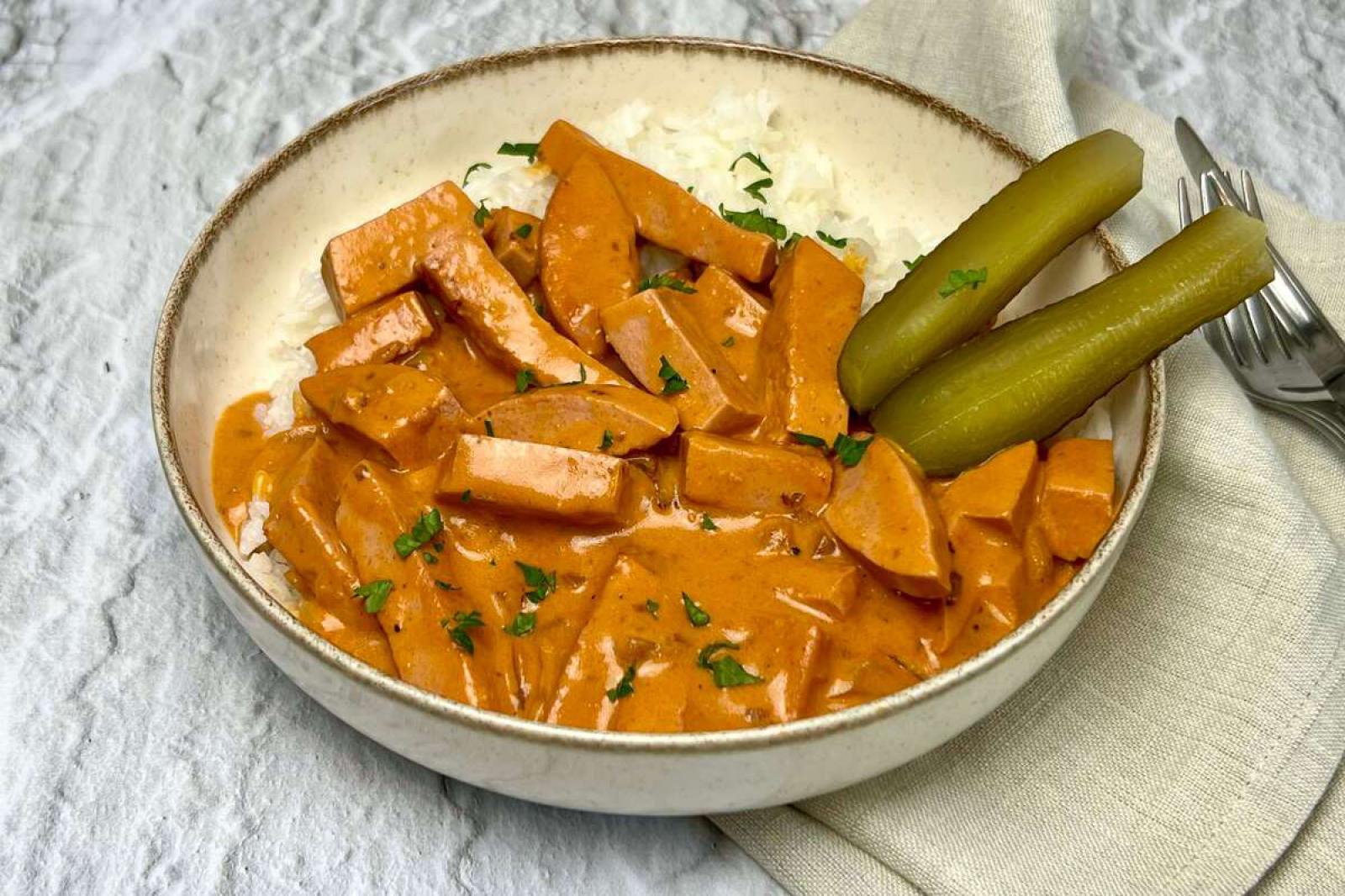 Strogonow z mortadeli po szwedzku – inspirowany korv stroganoff