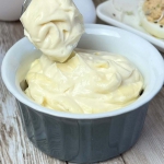 Majonez z gotowanych...