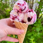Lody z czereśniami